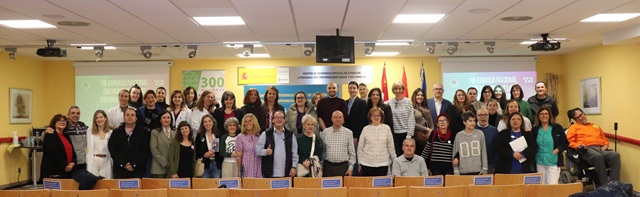 Foto de participantes y asistentes a la XIII Jornada Nacional del Día Mundial de las Enfermedades Raras en el Creer.