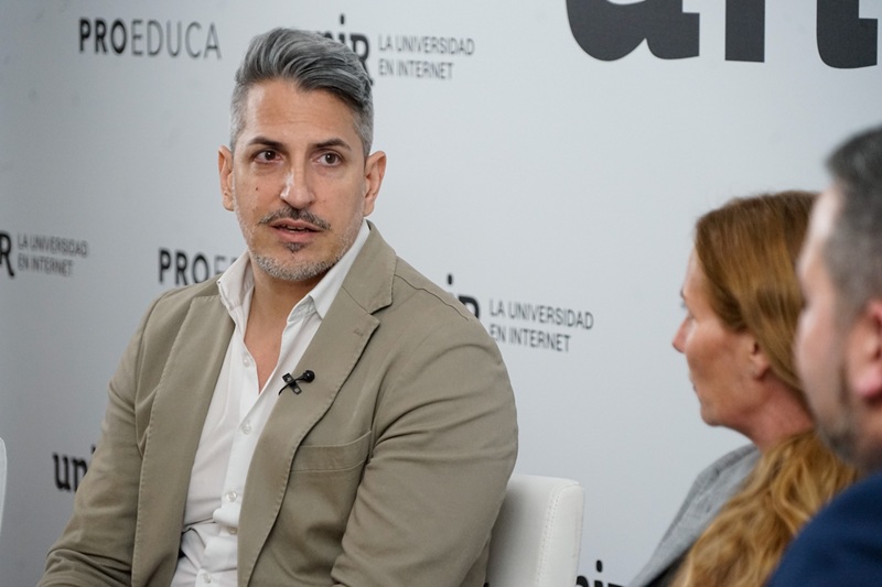 Agustín Martínez, coordinador de Estudios y Apoyo Técnico del Imserso y uno de los autores del libro.